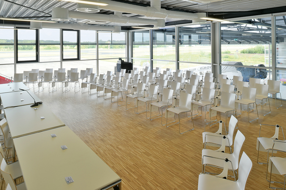 Tagungen im Hugo Junkers Hangar